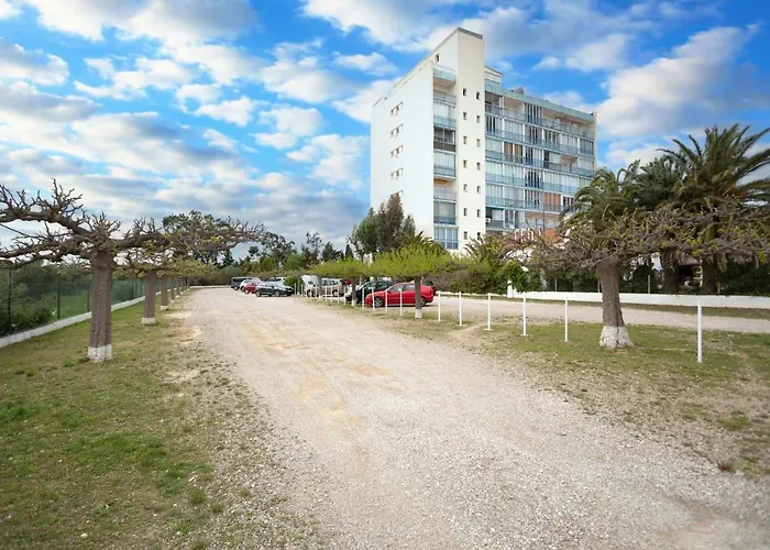 Apartamento Edificio La Masia