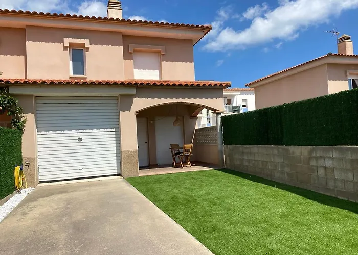 Casa A L\'Escala, Piscina Comunitaria, Mallols