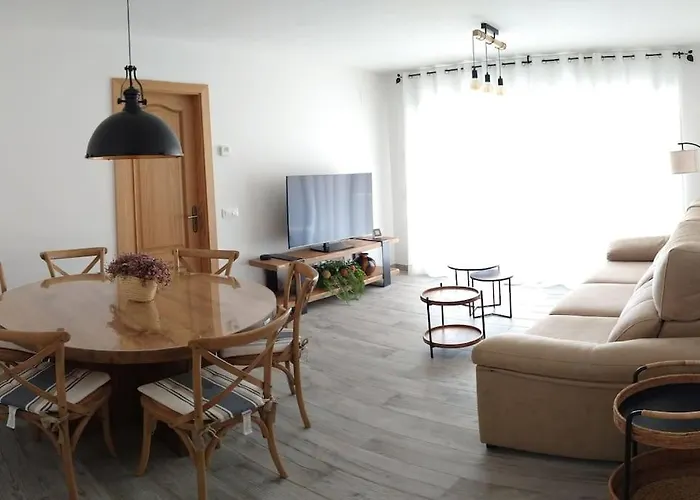 Precioso Apartamento A 250 Metros De La Playa.