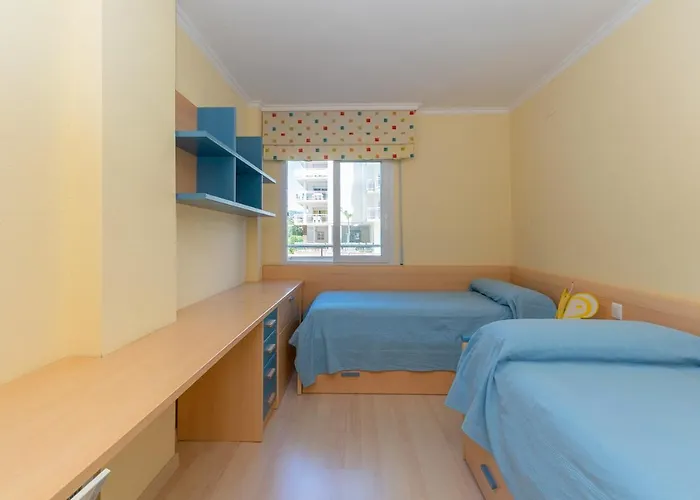 Apartamento Port Canigo bajo vista piscina
