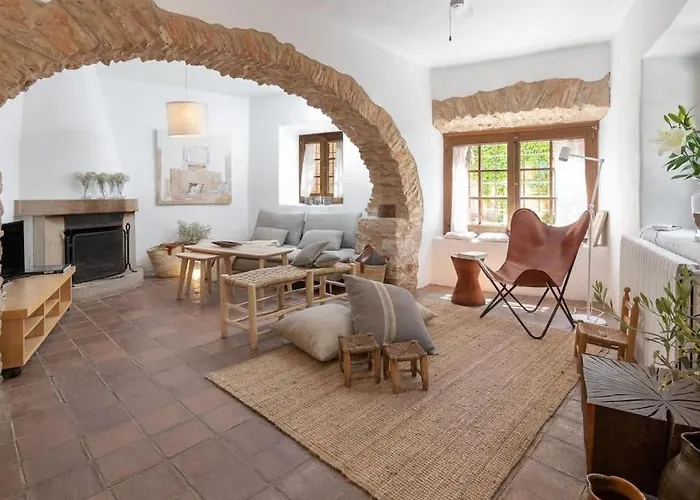 Preciosa Casa Rural En El Centro De Peratallada