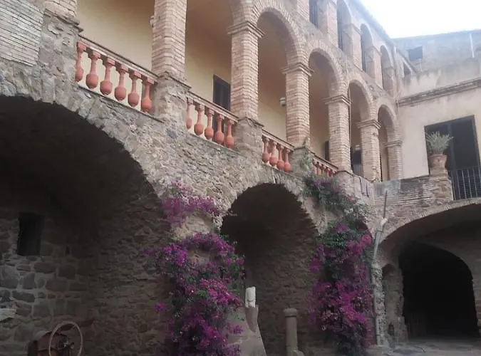 La Galeria De Dalt