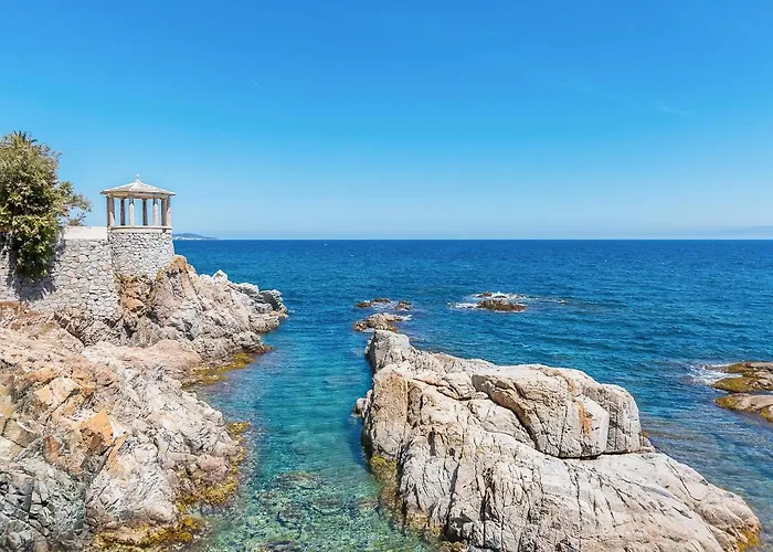 Villa en el Golf Costa Brava a 5 min de la playa