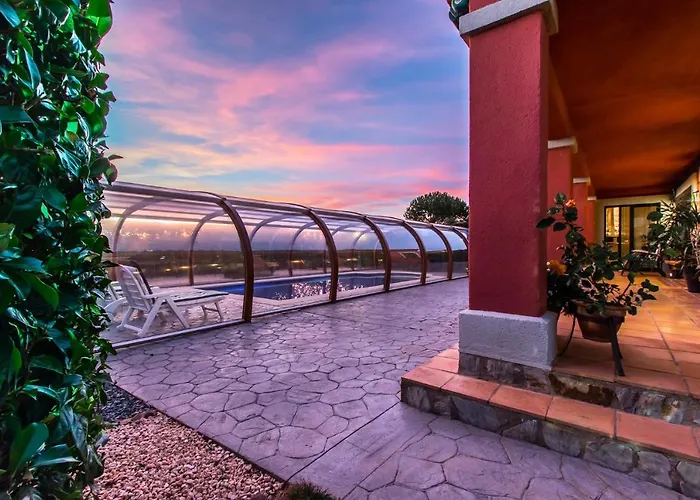 Casa La Perla In Golf Of Peralada