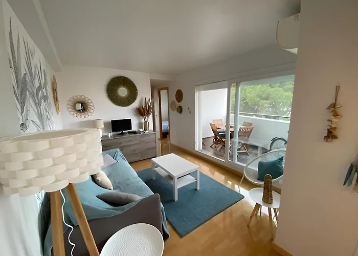 Superbe Appartement Renove, Residence Avec Piscine
