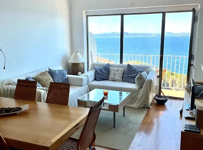 Apartamento Con Playa Y Vistas En La Costa Brava