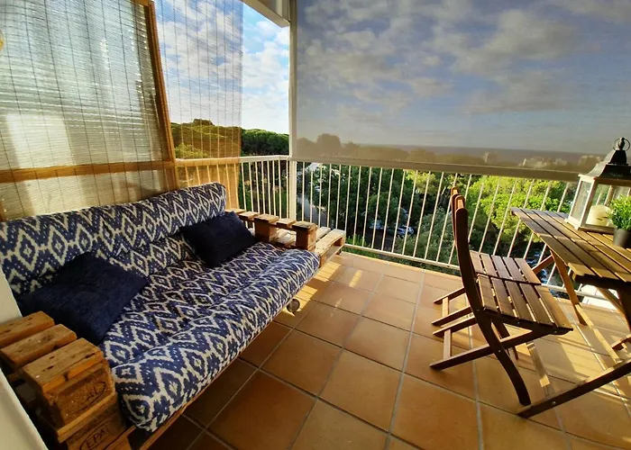 Romantic Apartment With Sea Views In Platja D\'Aro