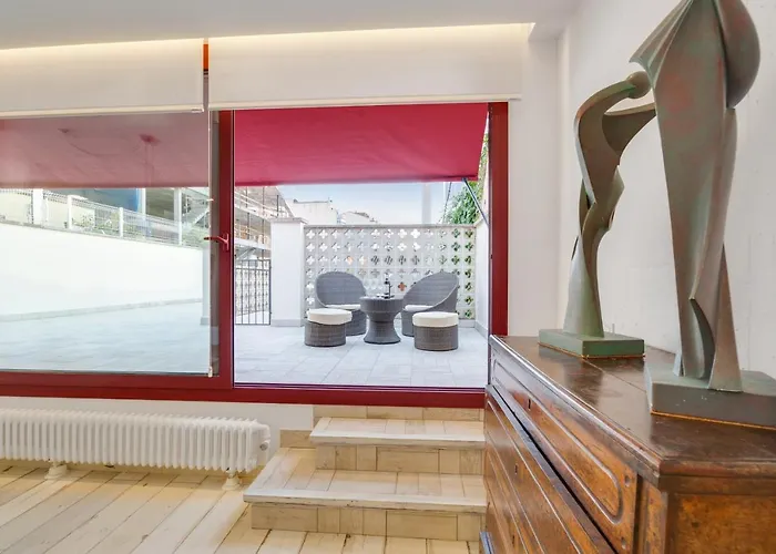 Contemporary Art House