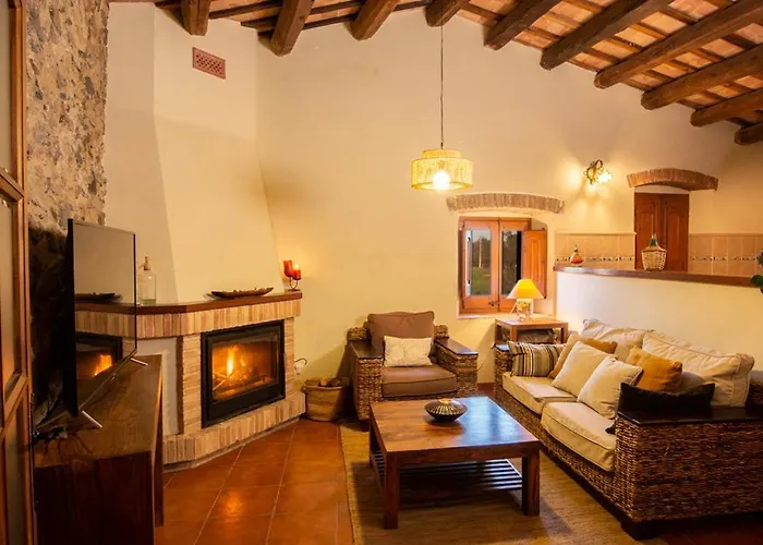 Casa Rural En Rupia Con Piscina