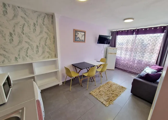Estudio Violet Beach