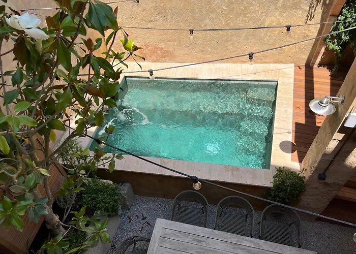 Can Met Mosso, Casa Rural Con Piscina Climatizada
