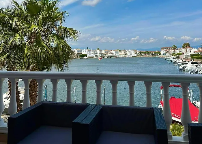 Apartamento En El Canal De Empuriabrava II