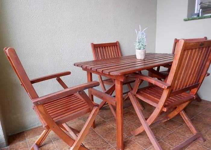 Amplio Apartamento Con Piscina Al Lado De La Playa