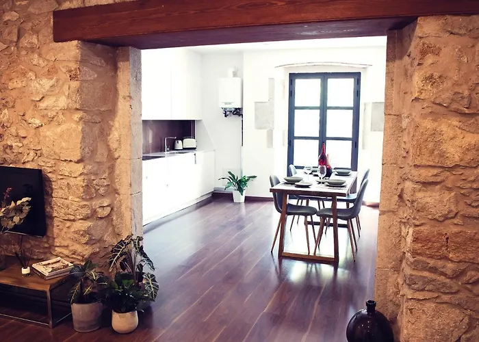 The Riverside Lodge Cozy And Spacious Apartment