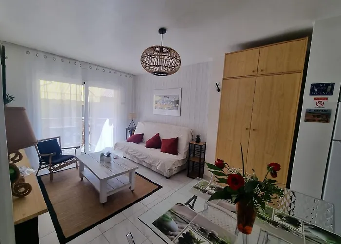 Lovely One Bedroom With Balcony