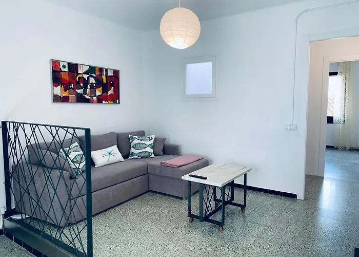 Hauzify I Apartament Monlema