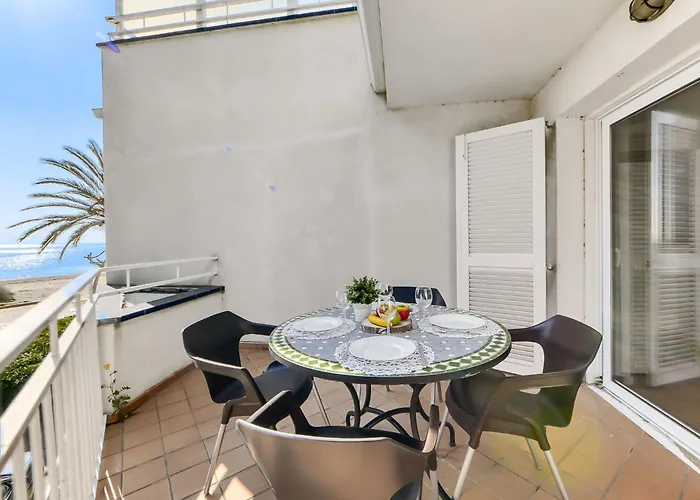 Apartment Platja de Roses-2