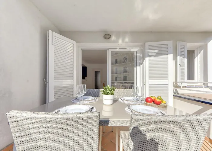 Apartment Platja De Roses-10 By Interhome