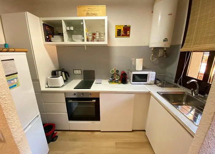 Apartamento Bien Ubicado Vista A Los Pinos Y Al Mar