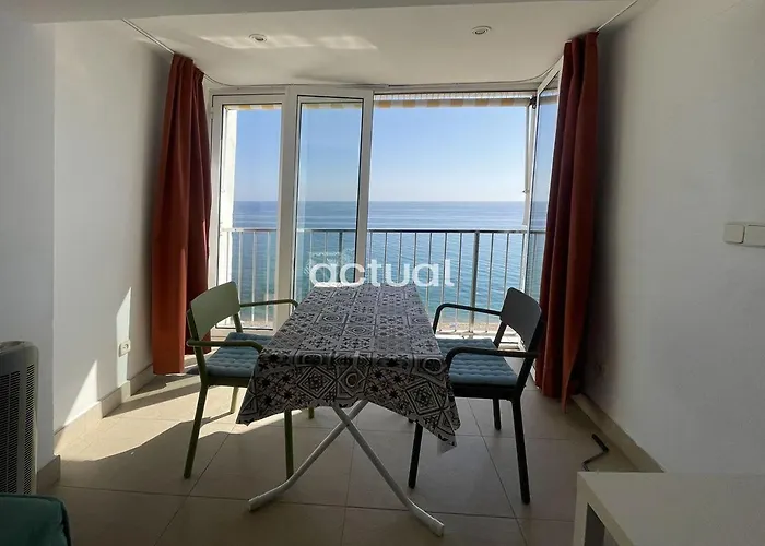 Beach Palace Cb08