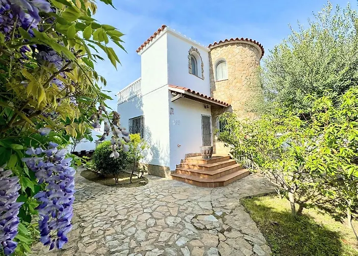 Empurialola -Encantadora Casa Con Jardin Cerca Del Centro -142