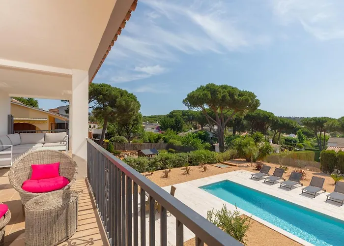 Hauzify I Villa Eugeni Ors