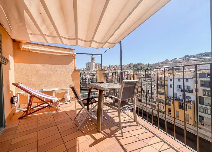 Sleep & Stay Luxury Top Floor Apt With Terrace