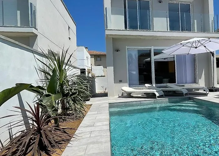 Belle Villa Contemporaine Piscine Privee