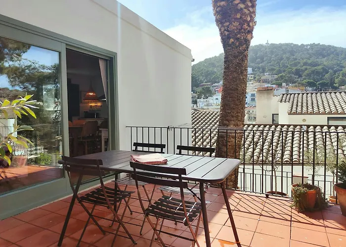 T2 - Sunny Duplex With Garden 50M From Beach
