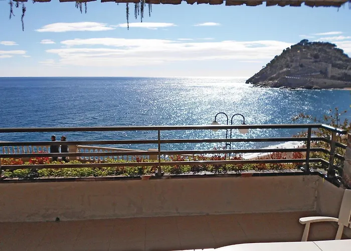 Stunning Apartment In Tossa De Mar With Wifi