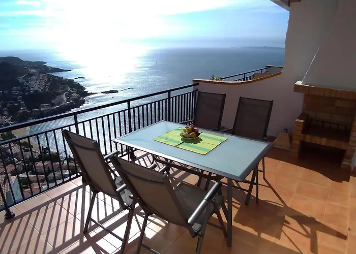 Impresionantes vistas del mar en Roses, Canyelles