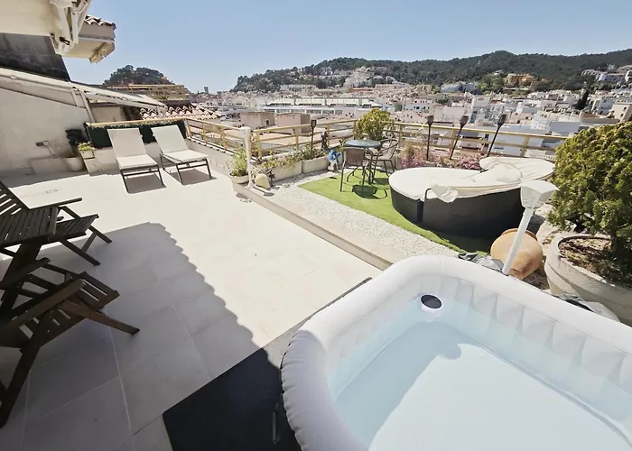 Apartment Luna Tossa De Mar With Jacuzzi, 5Mins Walking To The Beach, Sea And Castle View Big Terrace