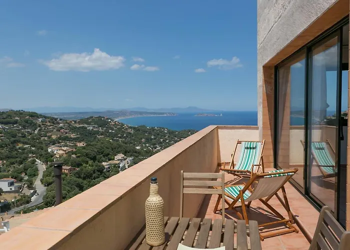 2 Bedroom Apartment In Begur Center. Sea Views, Terrace And Pool