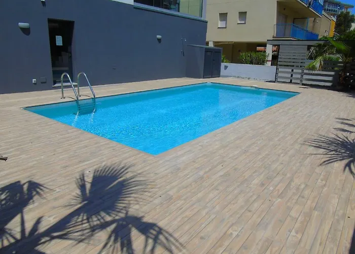 Appartement Proche Mer Avec Piscine Rosas