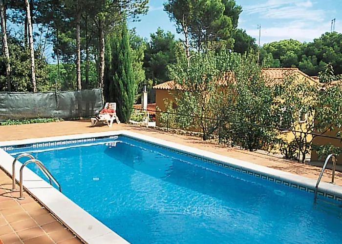 Holiday Home Pineda 102 - Pal260