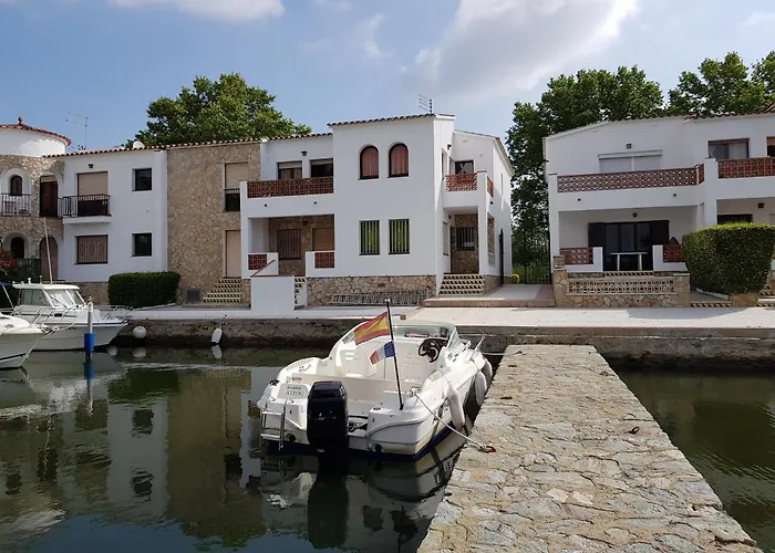 Port La Sardana Empuriarent