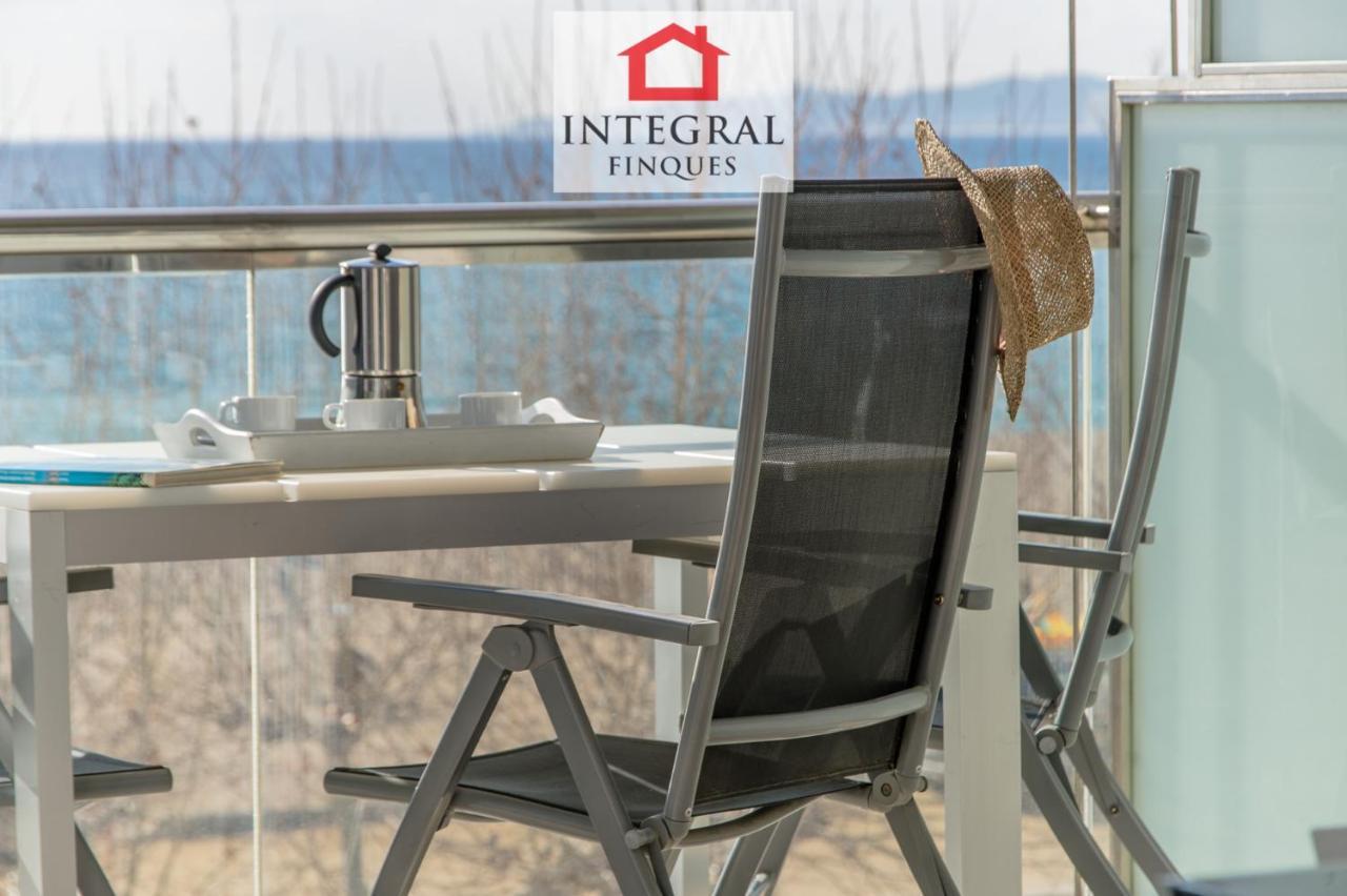 Beachfront Apartamento *