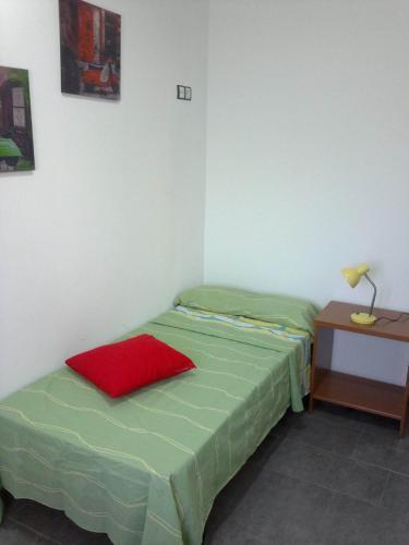 Livingirona Apartment *