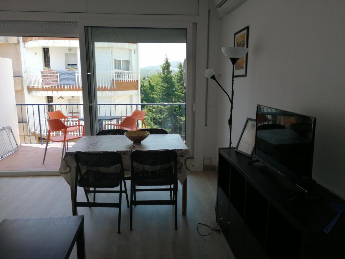 Passeig Maritim Apartment