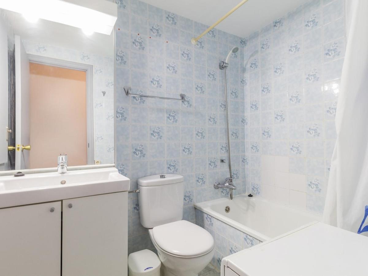 Medes Park Baixos Apartamento