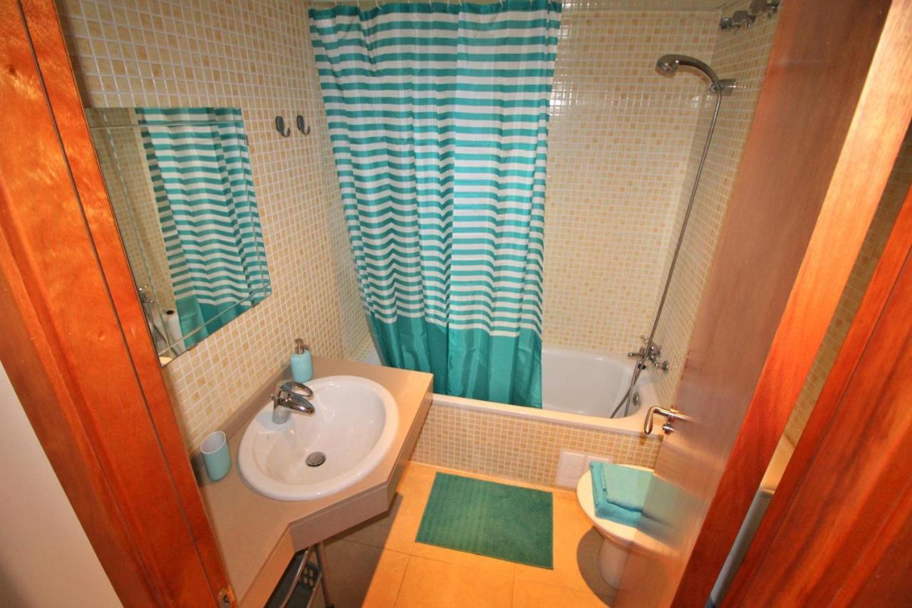 Al15 - 1 Familias A 300 M Playa Fenals Apartamento