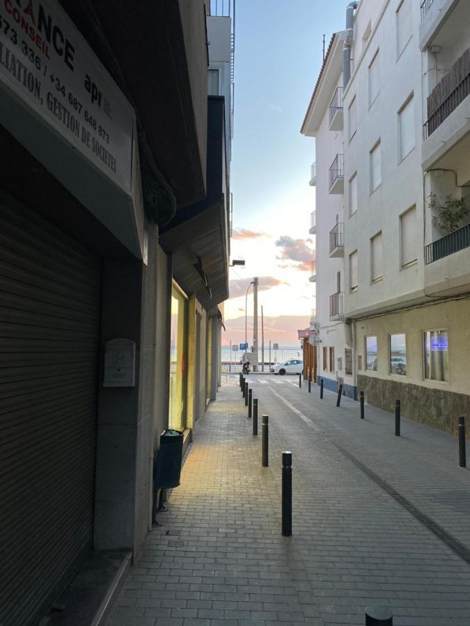 Playa La Perola Rosas