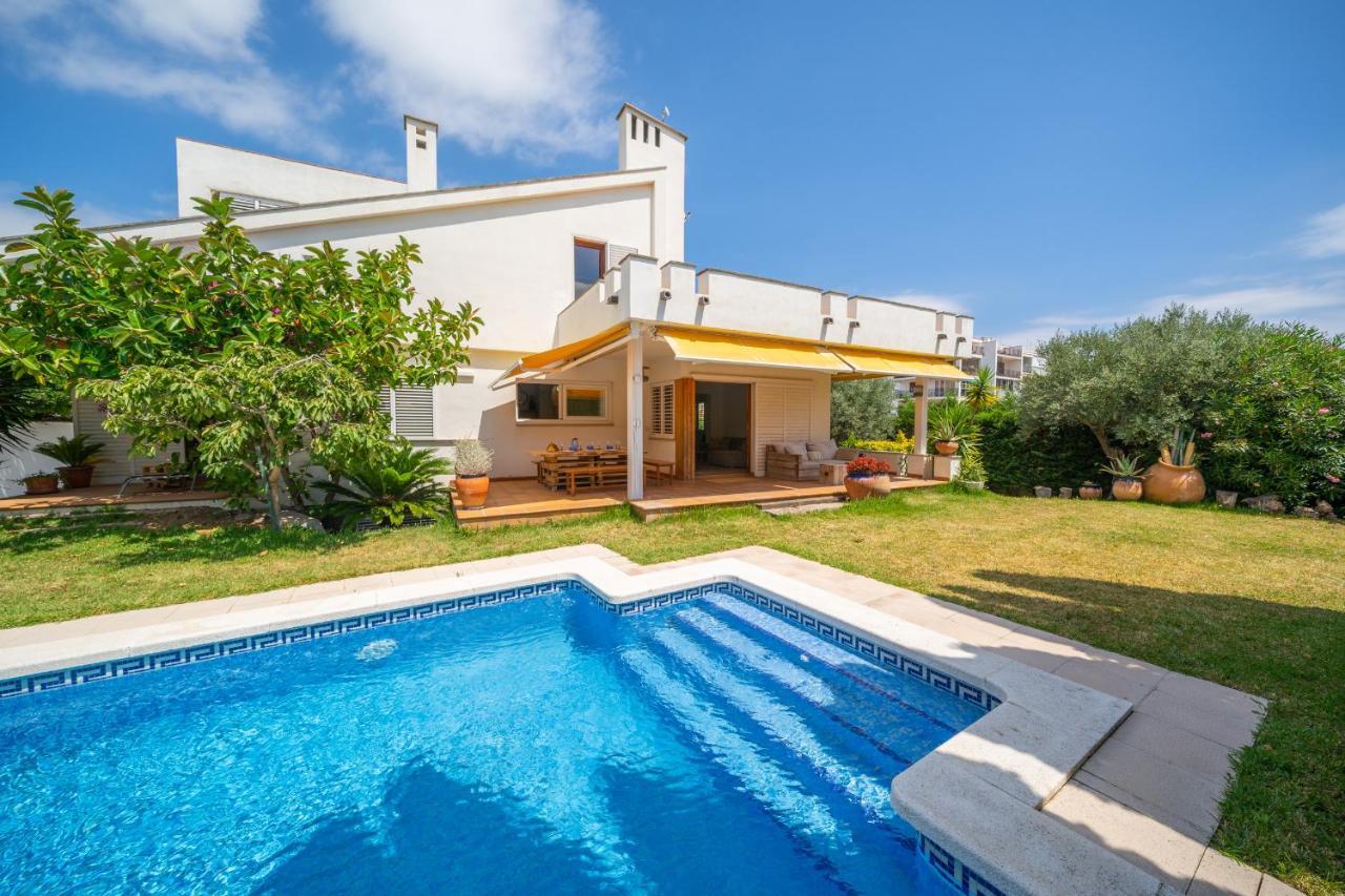 Veronica Villa L' Escala