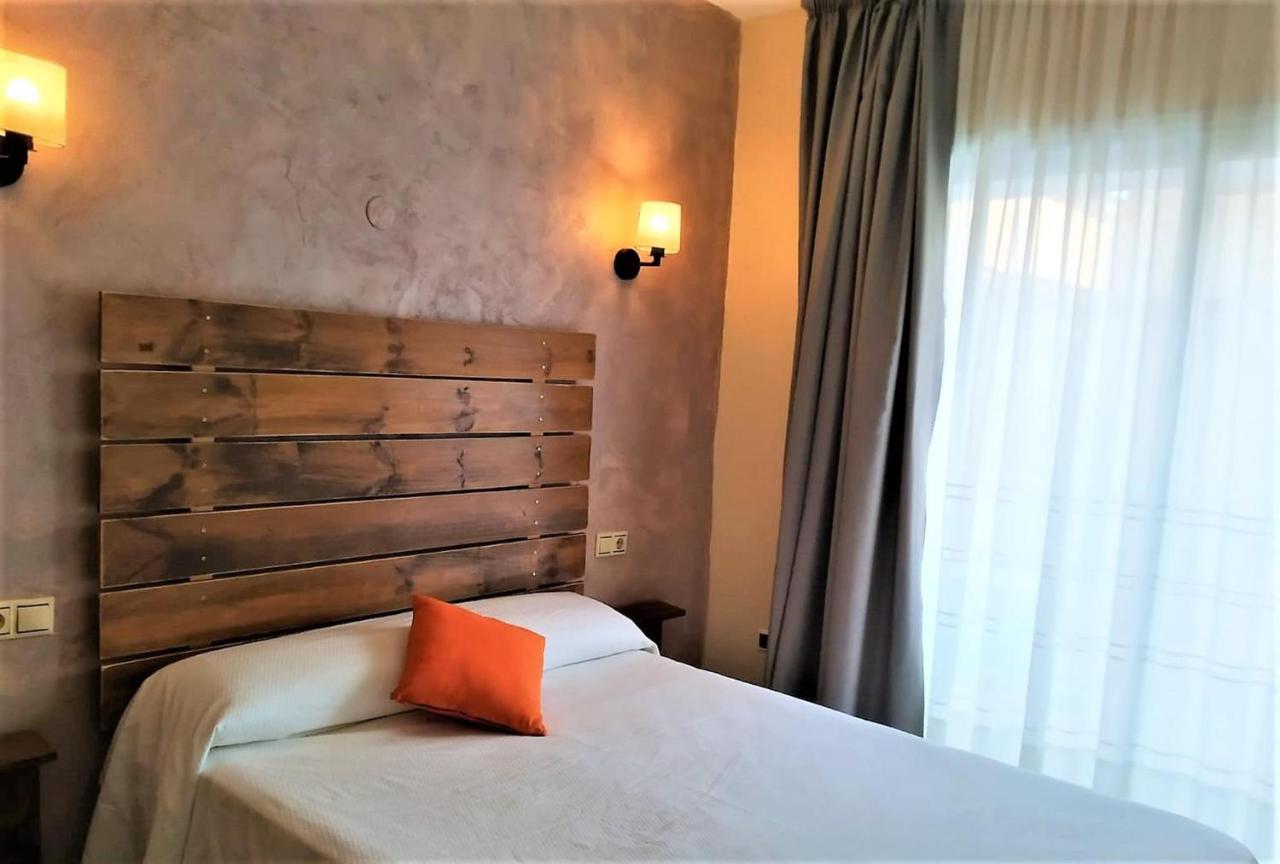 Erianob Hotel *