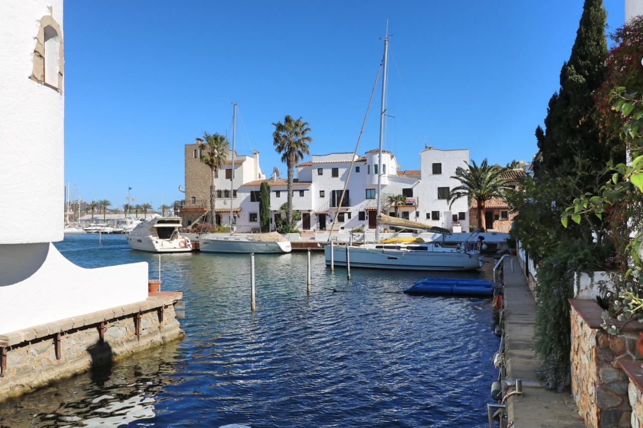 Interimmo Studio Poblat Tipic 01 * Empuriabrava