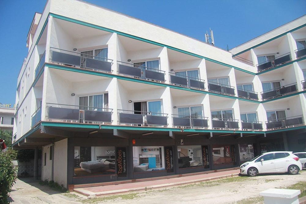 Els Molins Aparthotel