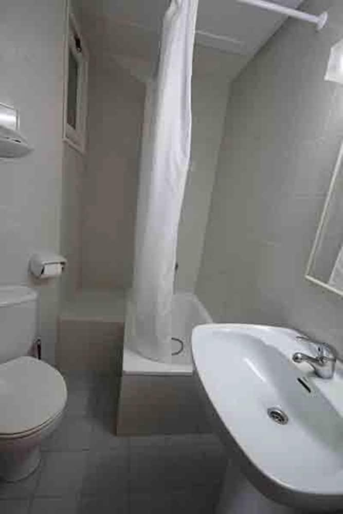 Aparthotel Els Molins Roses
