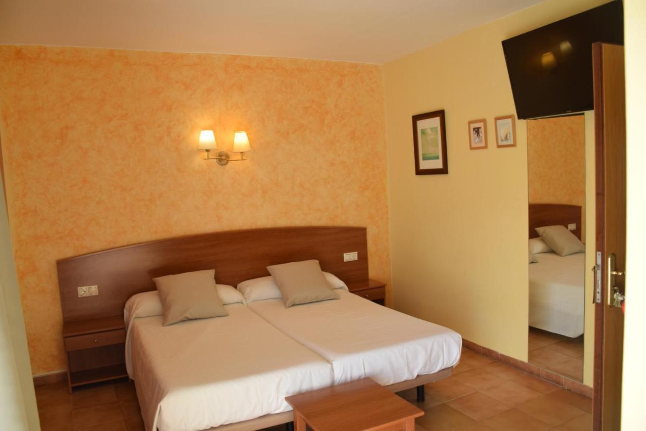 Erianob Hotel *