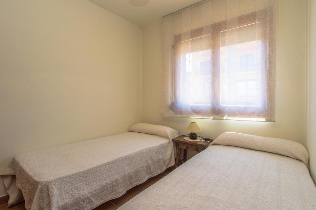 B-44 6pax Apartment