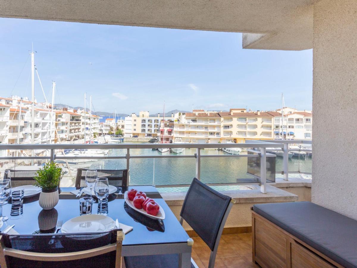 Club Nautic-25 By Interhome